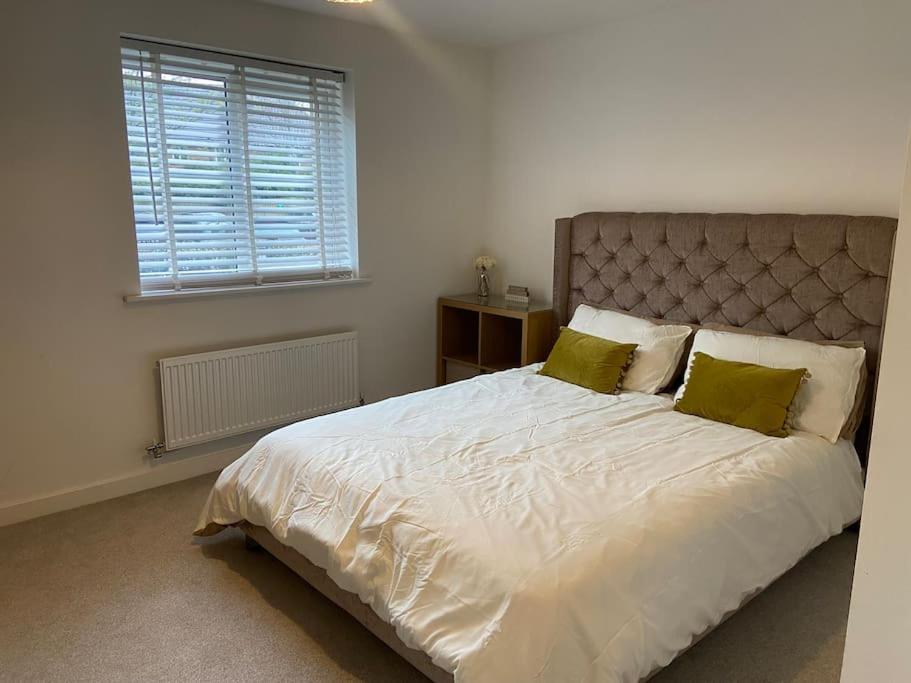 2 Bedroom Private Spacious Apartment In West Midlands Birmingham Esterno foto