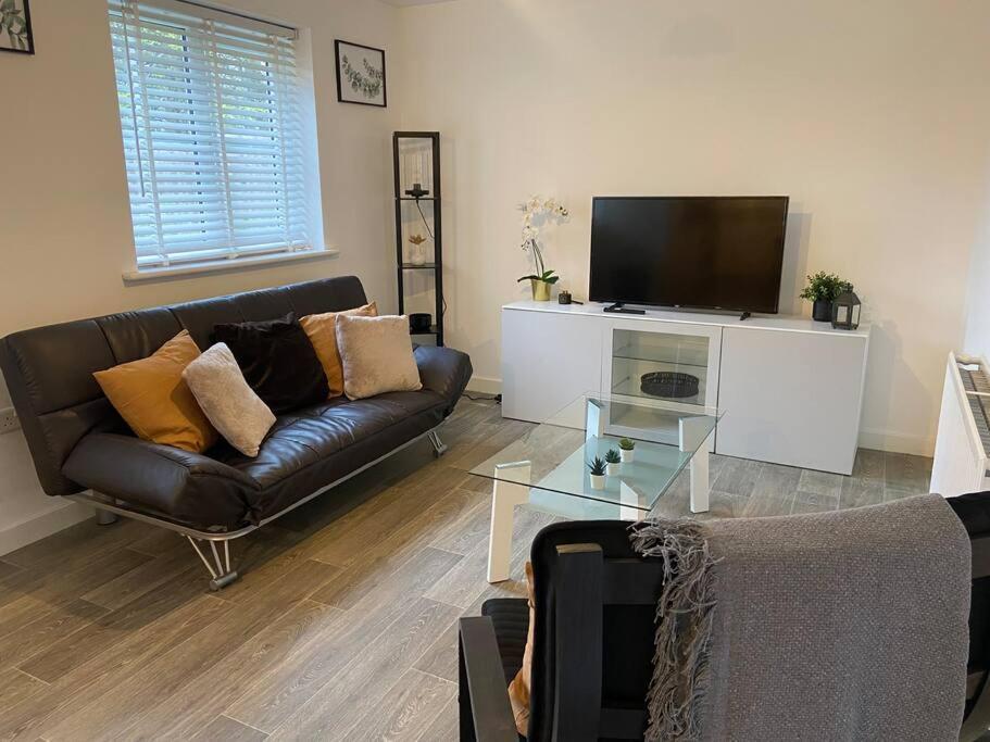 2 Bedroom Private Spacious Apartment In West Midlands Birmingham Esterno foto